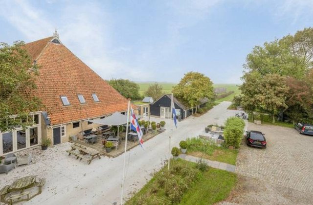 It Weidumerhout
